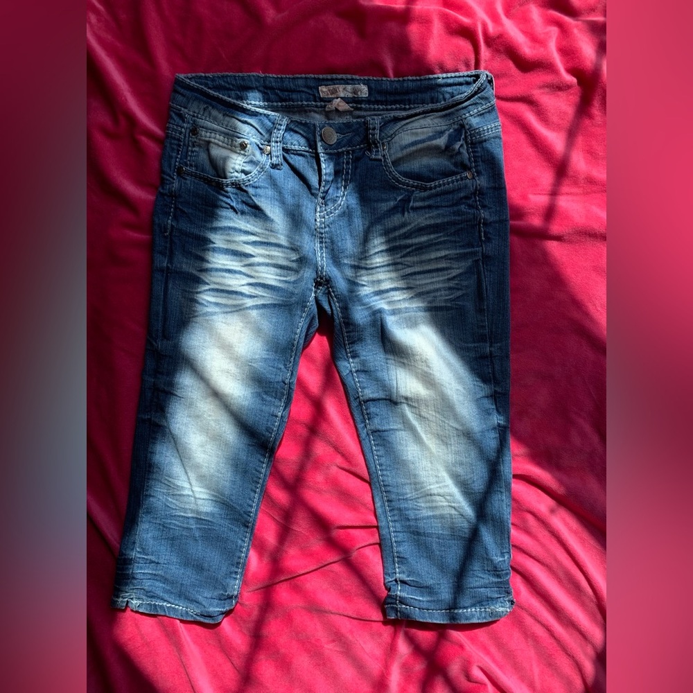 Vanilla Star Women's Faded Blue Straight Leg Jeans